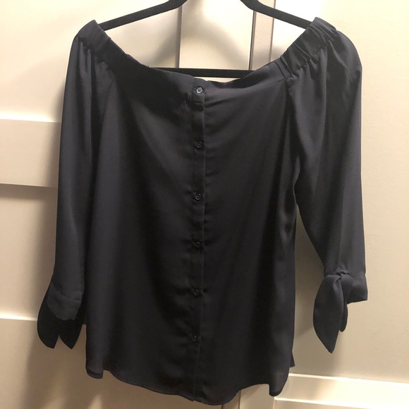 Banana Republic Blouse - Picture 3 of 4